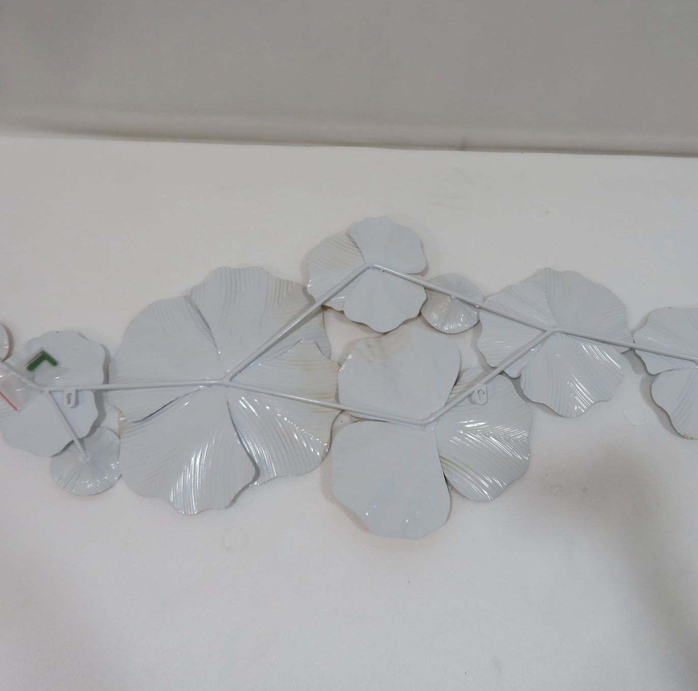 Metal Flower Wall Decor – Elegant Botanical Wall Art